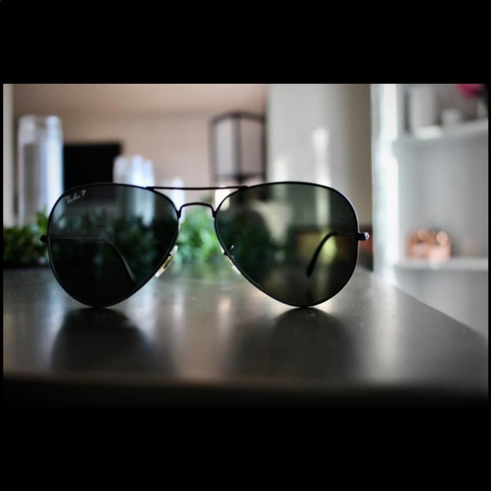 Authentic Ray-Ban Rb3025 Aviator Sunglasses 62 MM